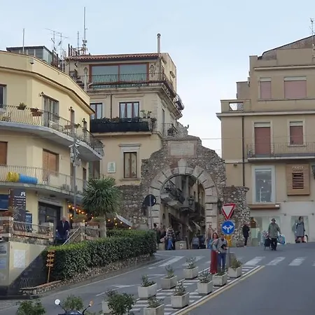 Sicilia Bedda Таормина